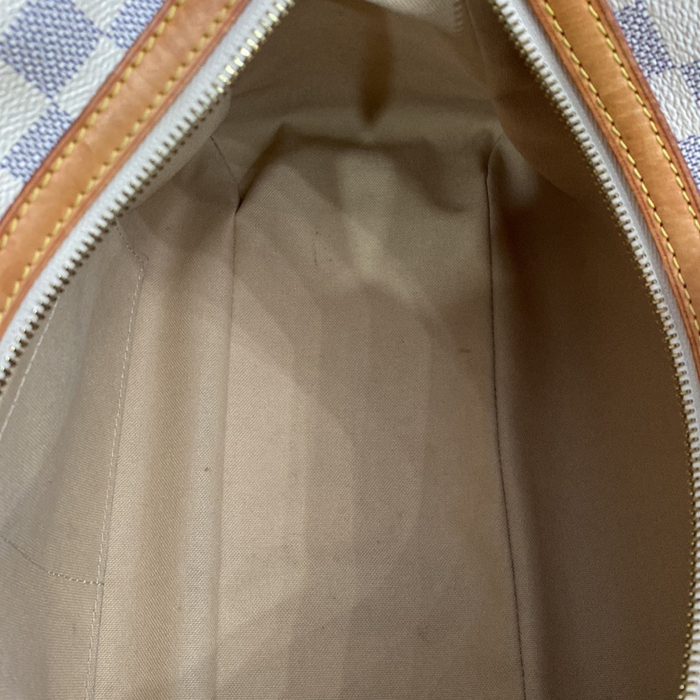 Louis Vuitton White Damier Shoulder Bag - Picture 6 of 16